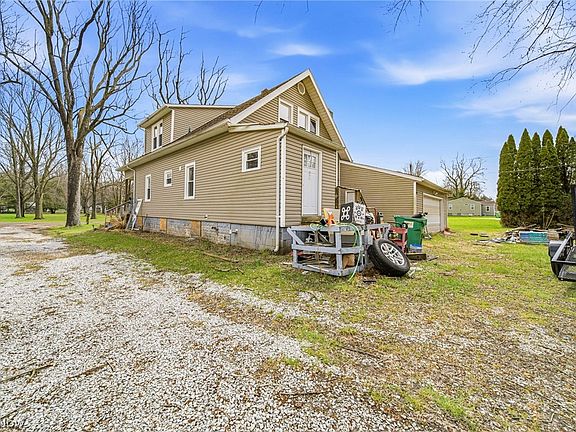 5th image of 3449 Addison Rd