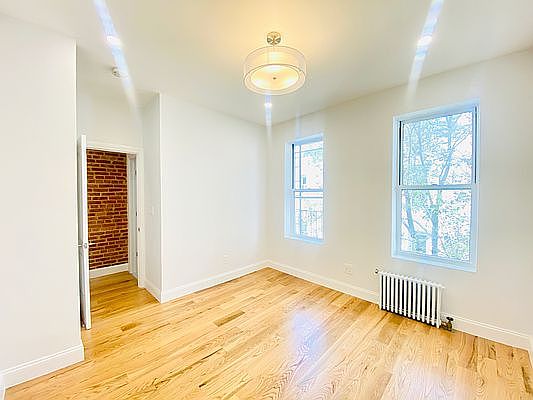 5th image of 48-15 43rd Ave #3C