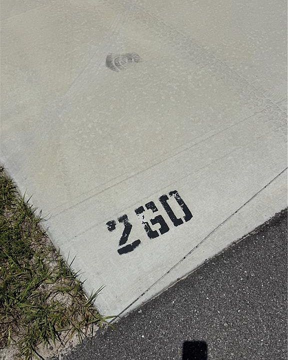 1st image of 260 Horizon RD