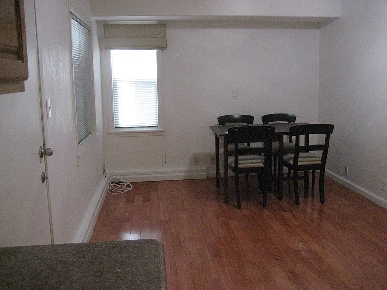 2061 32nd Ave — Photo 2