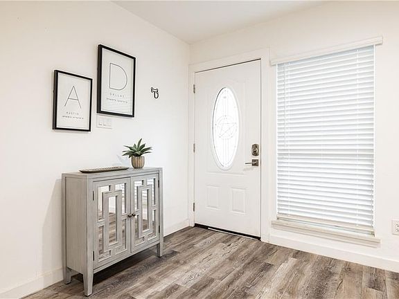 2nd image of 6400 Chimney Creek Cir #B