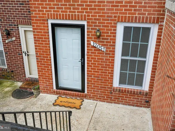 12057 Crimson Ln #198, Silver Spring, MD 20904