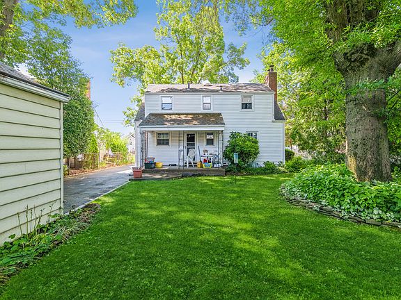 5th image of 207 Drexel Ave