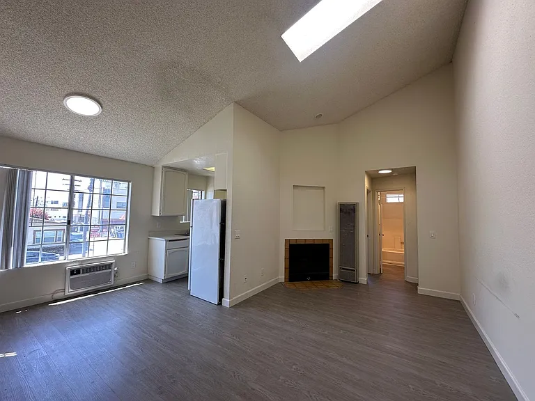 3076 Lincoln Ave #5 — Photo 11