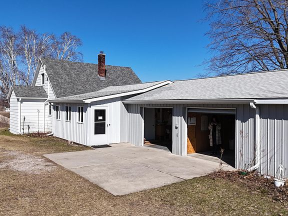 5th image of 2378 Carroll Rd