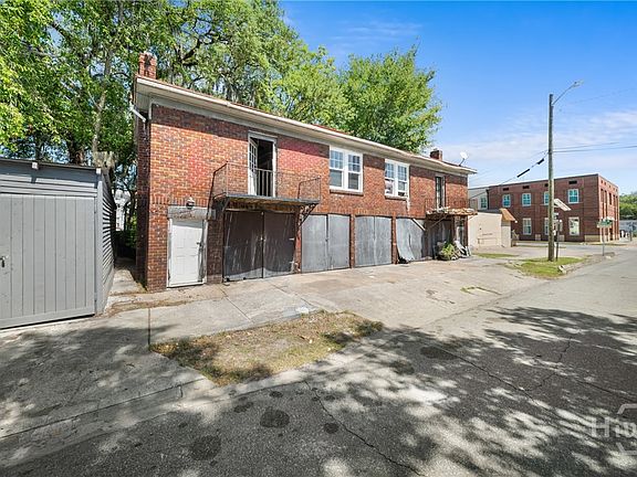 5th image of 108 W 33rd Street
