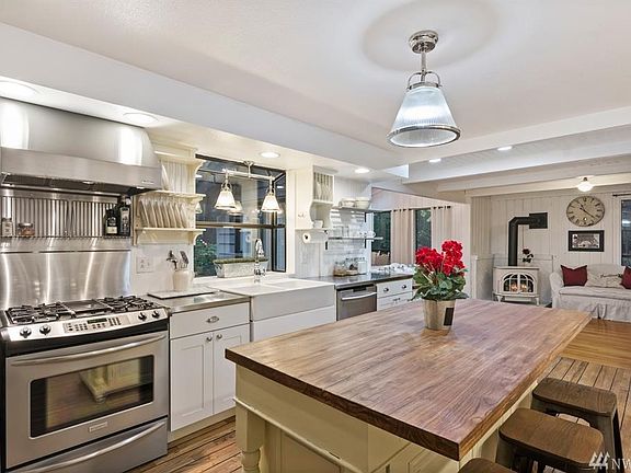 4th image of 5419 143rd Street Ct NW