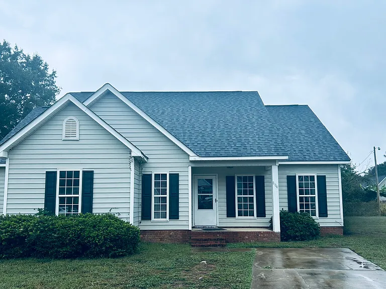 804 Valley Creek Dr — Photo 1