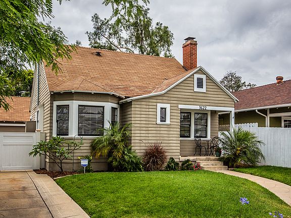 2nd image of 3620-22 Arizona St