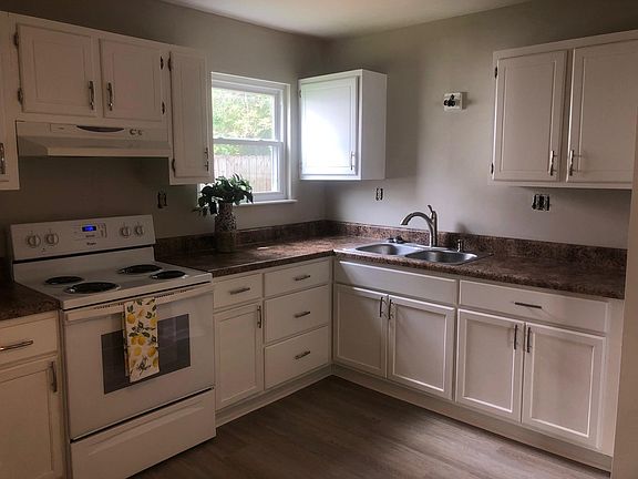 5th image of 1646 Mill Oak Dr