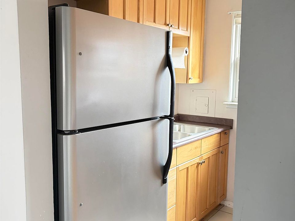 3219 Benjamin Ave Apt 11, photo 7