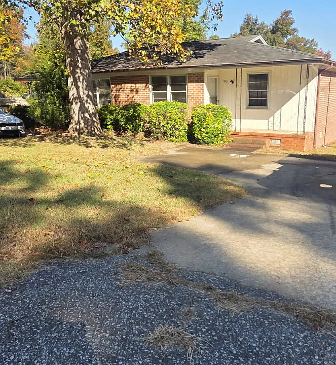 330 Ivydale Dr #330