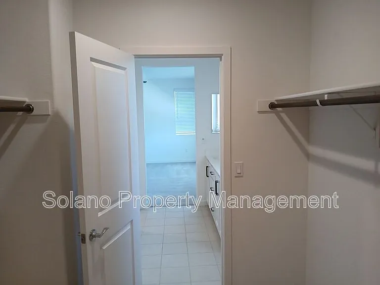 1284 Warmth Ct — Photo 44