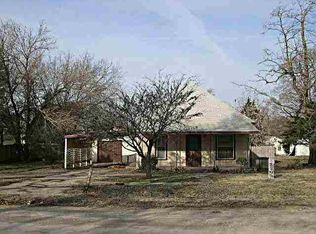 407 N Sumner Ct, Belle Plaine, KS 67013