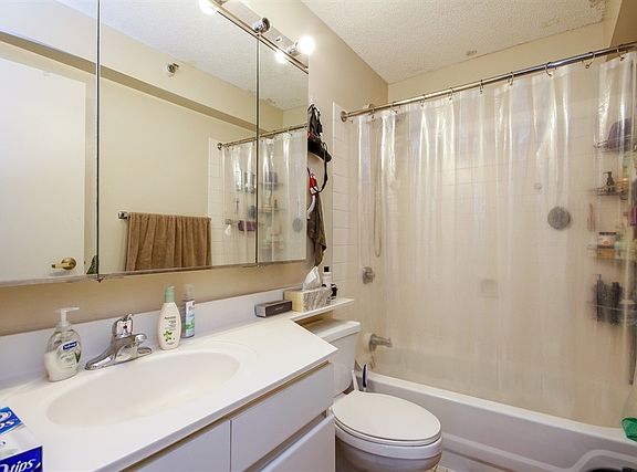 4th image of 440 N Wabash Ave APT 2904