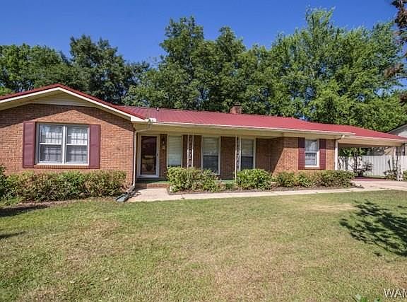 2nd image of 3704 Diamond Ln