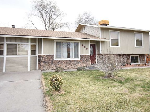 2nd image of 460 Appaloosa Ln