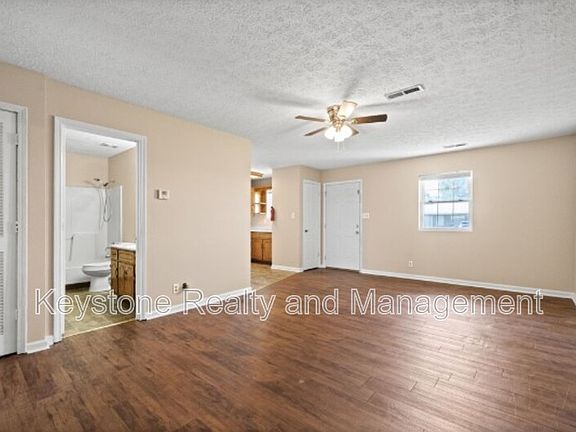 4th image of 308 Thompsonville Ln APT 806
