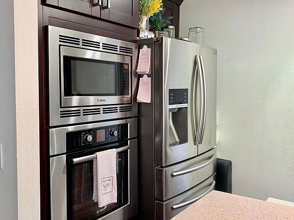 4th image of 9310 Center St #72