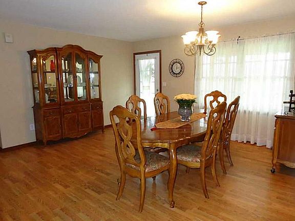 4th image of 2430 N County Road 850 E
