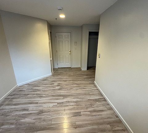 2nd image of 525 E Main St #5