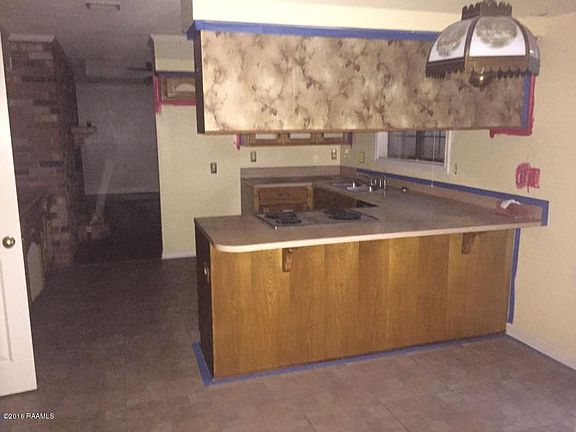 5th image of 108 Stonewall Ave