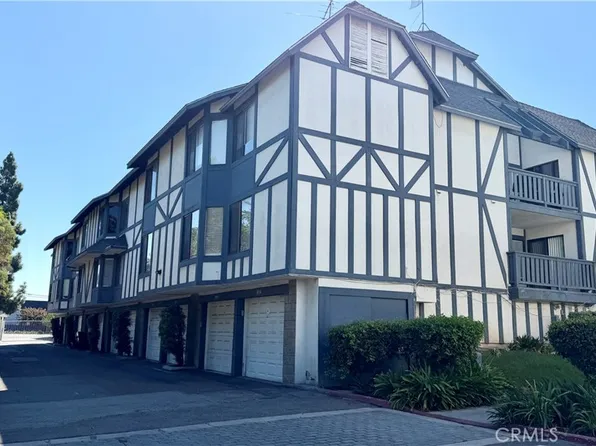 3028 W Cheryllyn Ln, Anaheim, CA 92804