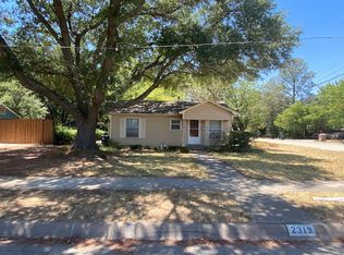 2319 Palmer Dr, Denton, TX 76209