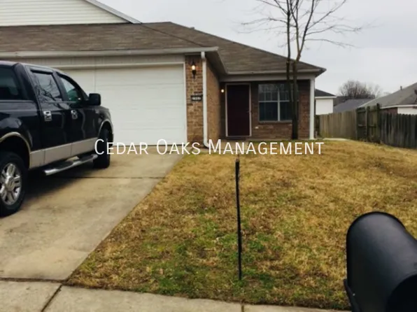 2967 W Glenmeadow Dr, Fayetteville, AR 72704
