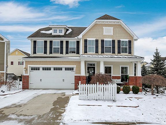 3rd image of 7844 Adare Ct