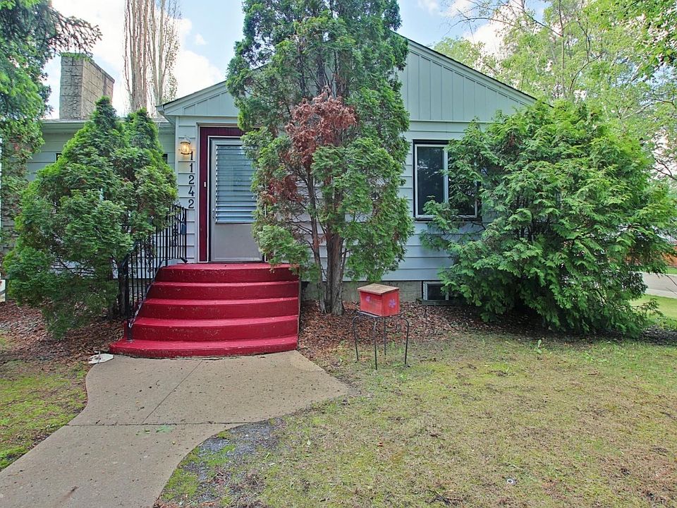 1st image of 11242 56th St NW