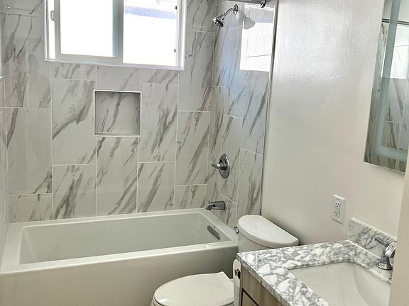 4th image of 5128 Colfax Ave #1/2