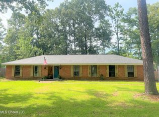 1908 Scenic Dr, Brandon, MS 39047