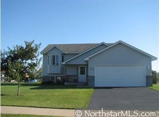 1003 Hilltop St, Braham, MN 55006