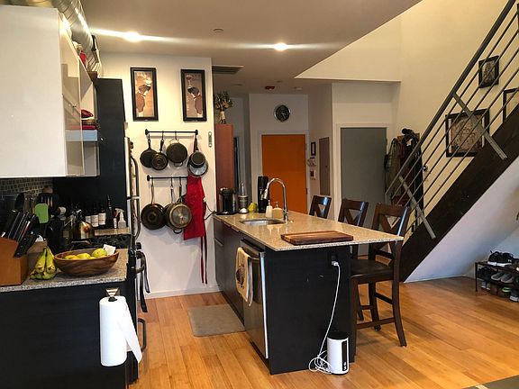4th image of 459 E Girard Ave #1R