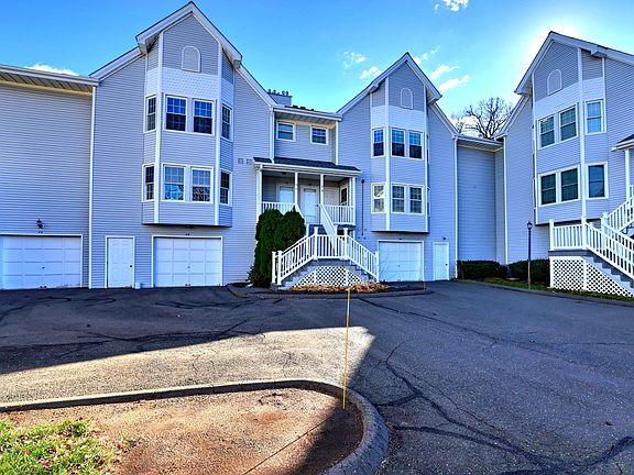 2nd image of 50 Greenview Ln