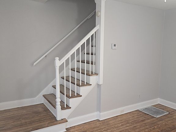 3rd image of 1316 S Danley Sq #1316