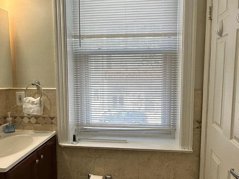 126 Arch St — Photo 15