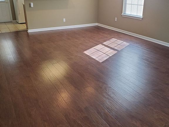 3rd image of 114-116 Antelope Dr #114