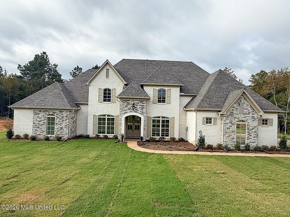 1st image of 357 Poplar Ln