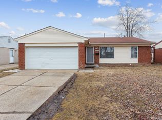 34942 Michelle Dr, Romulus, MI 48174