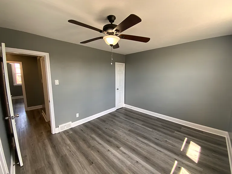 2545 S Bellford St — Photo 30