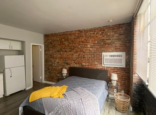 18 Buttles Ave APT B, Columbus, OH 43215