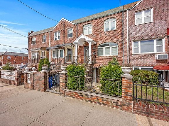 4th image of 164 Bay 10th St