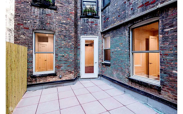 Rented by Douglas Elliman | media 23