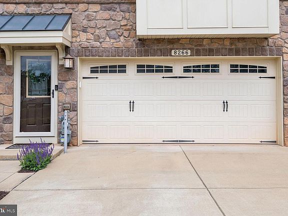 2nd image of 8266 Hickory Hollow Dr