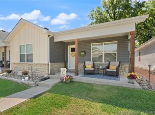 1946 Fisher Ln, Jeffersonville, IN 47130
