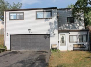 20 Afton Ter, Middletown, CT 06457