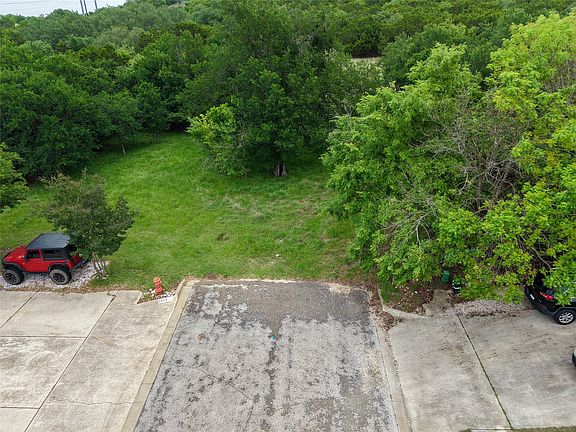 5th image of Virginia Ave