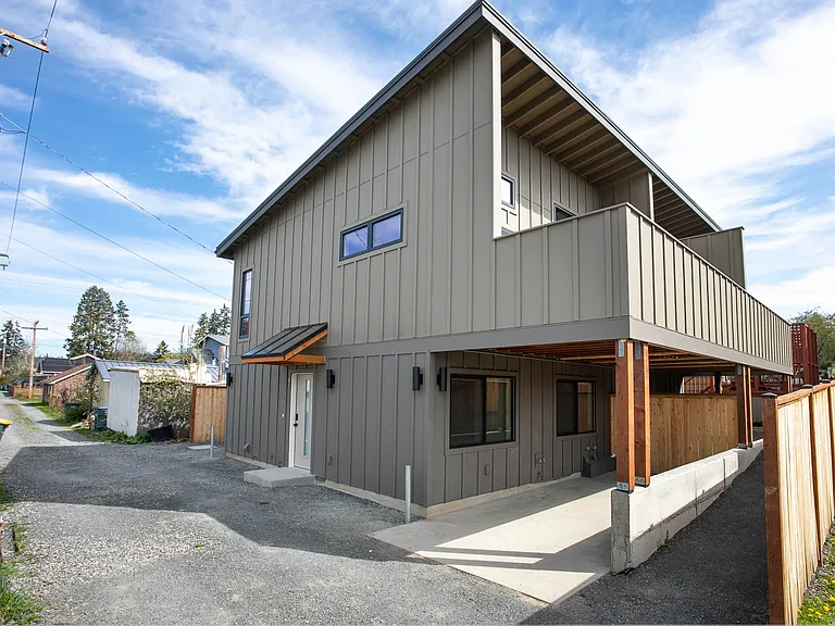 2517 Vallette St #101 — Photo 9
